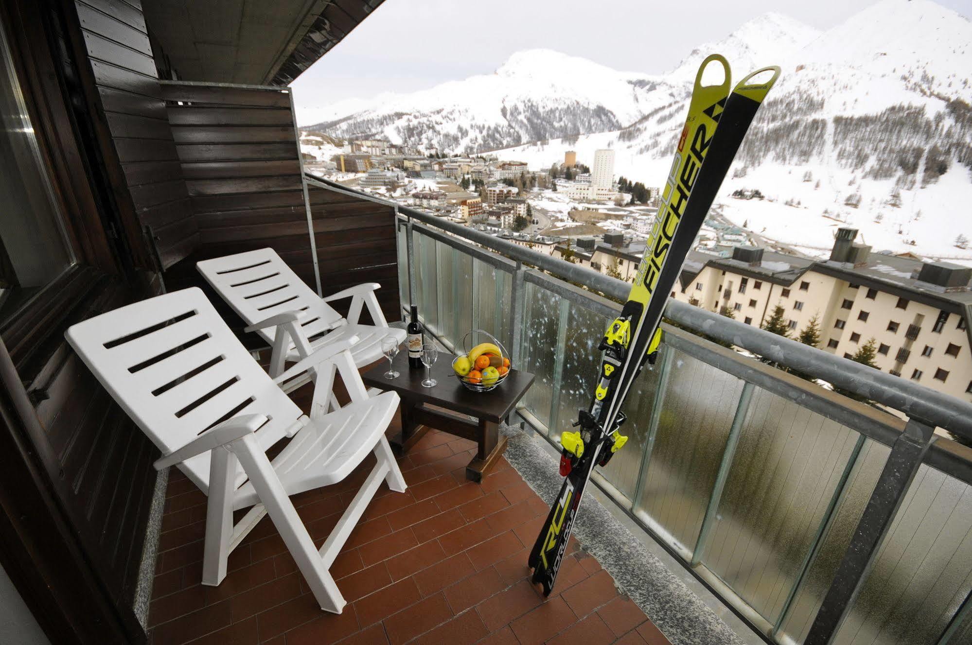 Resort Hotel Palace 2 Colle Sestriere Exterior foto